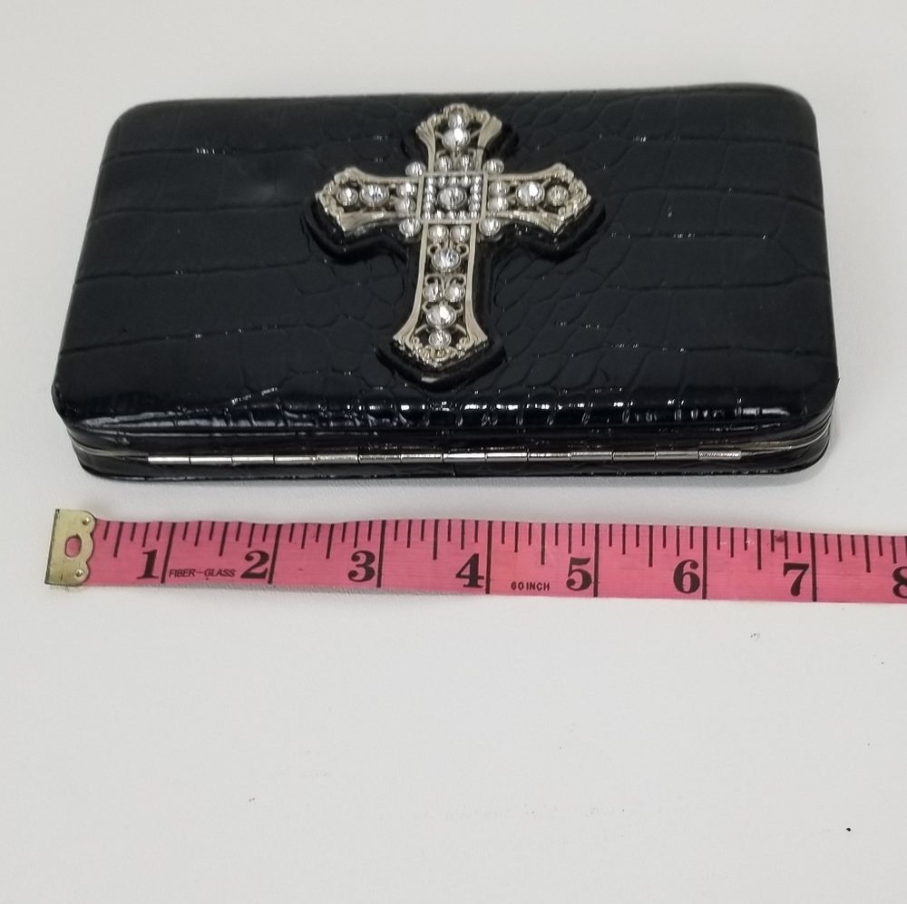 Wallet! - Picture 2 of 4